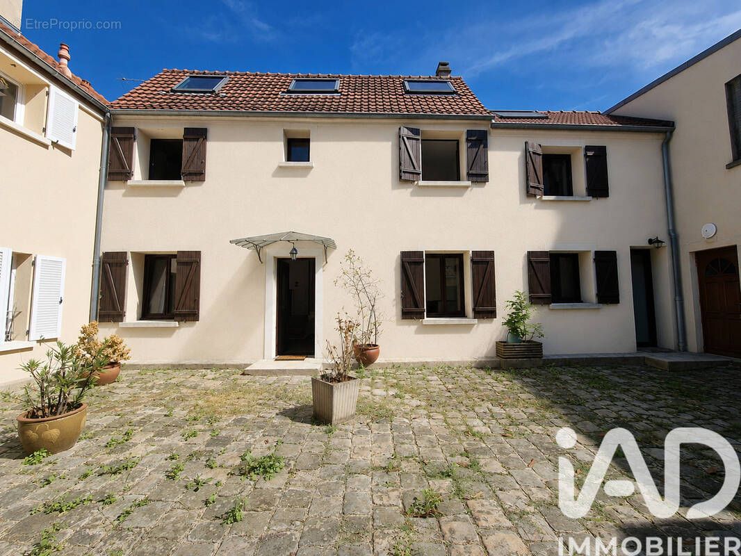 Photo 1 - Maison à DEUIL-LA-BARRE