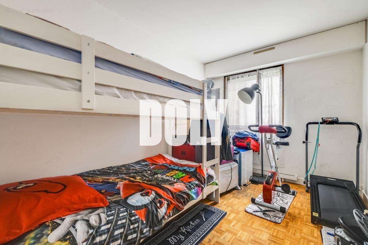Appartement à PARIS-19E