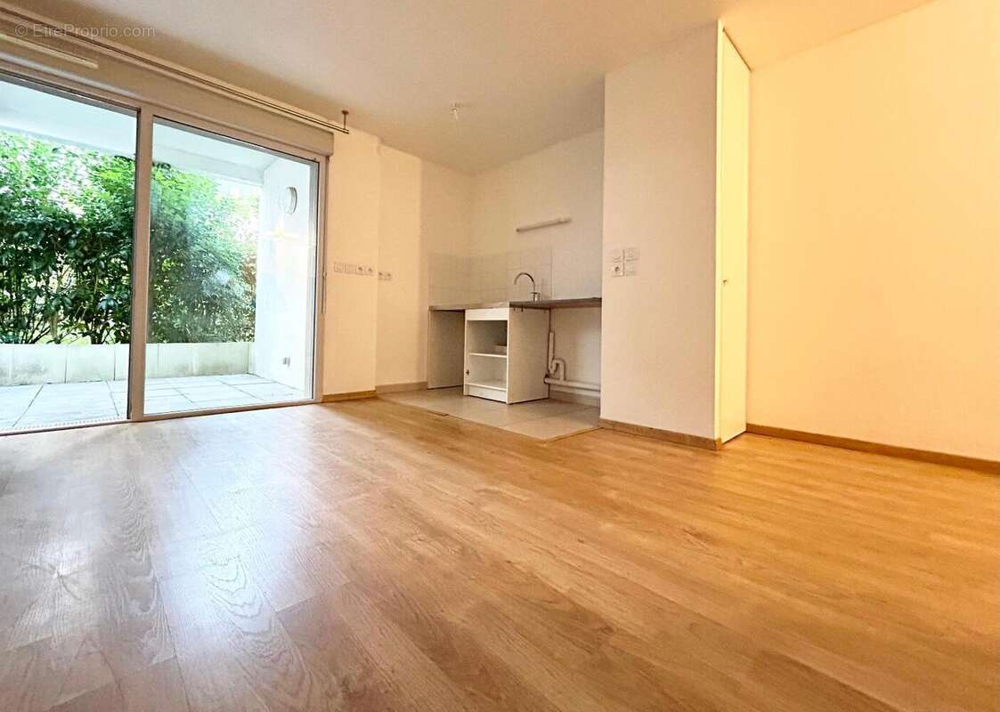   - Appartement à ANGERS
