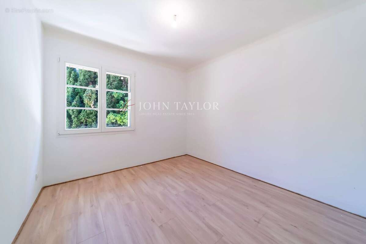 Maison à BONNIEUX