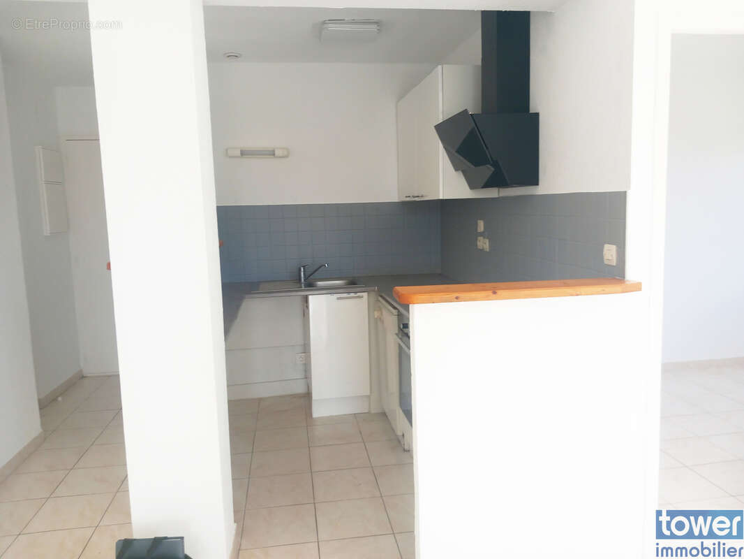 Appartement à LAMALOU-LES-BAINS
