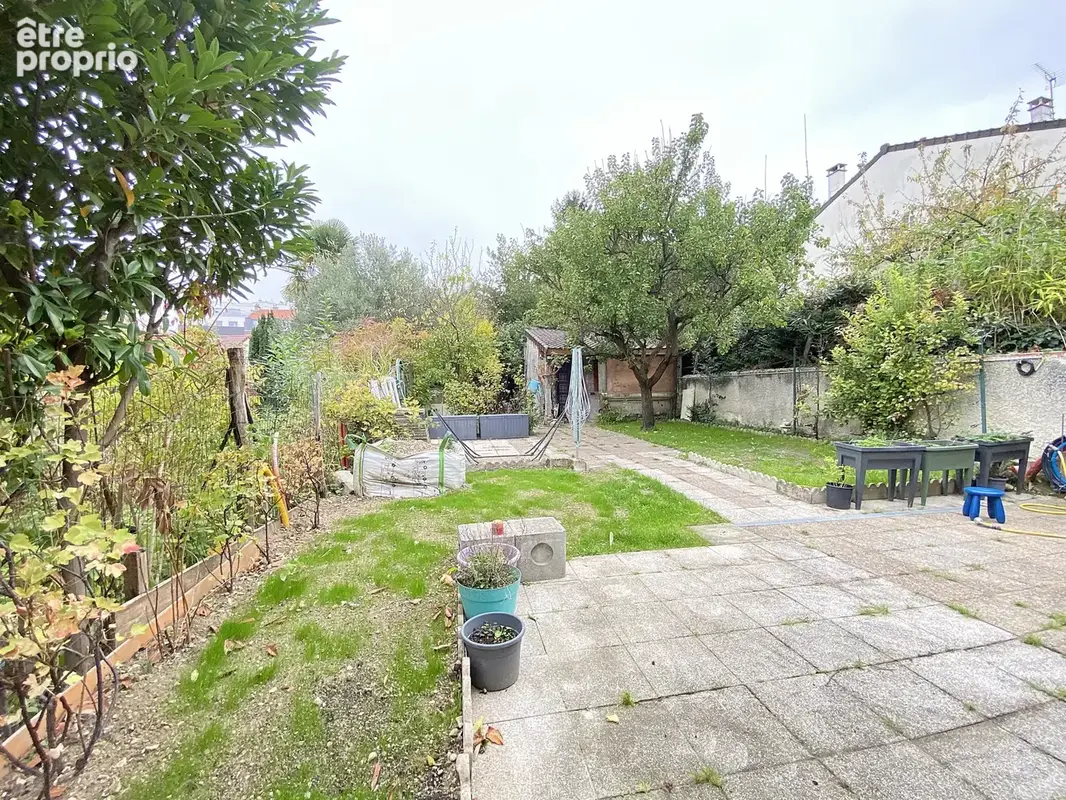 Maison familiale 165 m2 + jardin   Quartier pavillonnaire recherché - photo 18