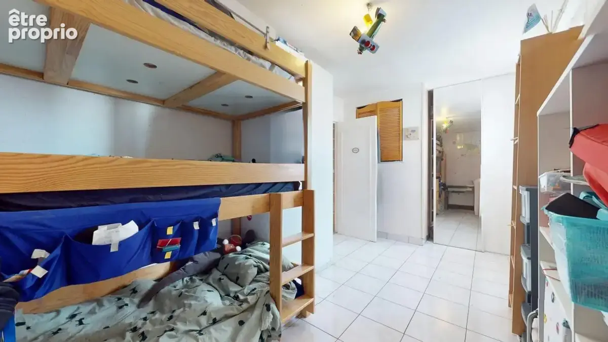 A vendre: Maison avec véranda, jardin, cave, et dépendance - photo 6