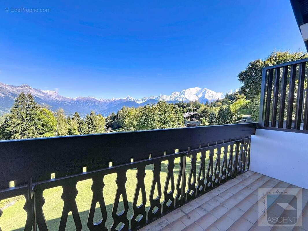 Appartement à COMBLOUX