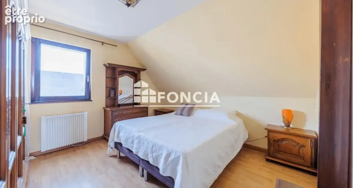 Maison -  115 m2 - 5 pieces -4  chambres - terrasse - sous-sol - terrain 400m2 - photo 12