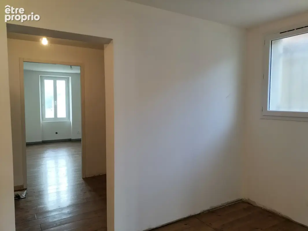 maison d'habitation spacieuse idéal pour petite famille , rénovation de qualité,  quartier calme - photo 17
