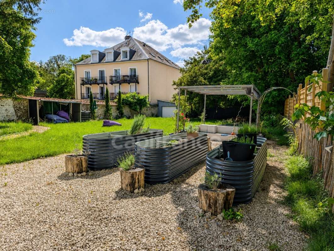 Appartement de caractère en centre-ville - photo 11
