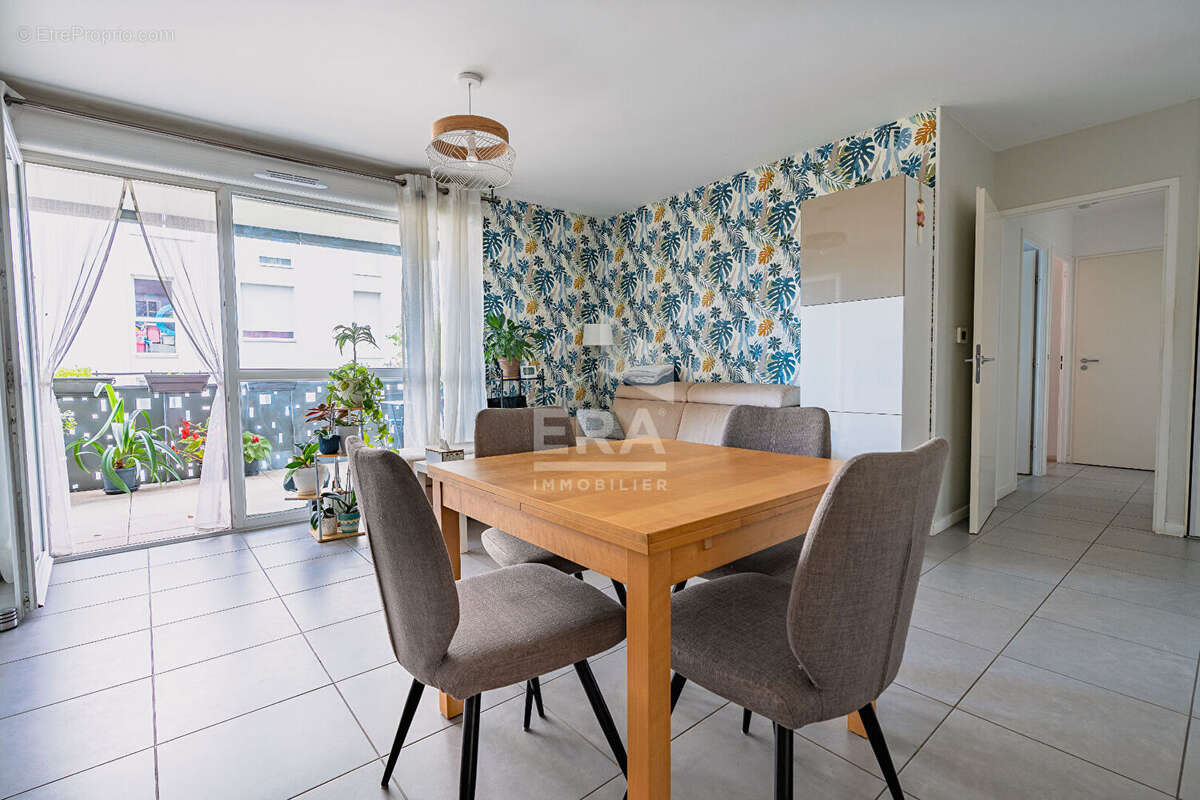 Appartement à VENISSIEUX