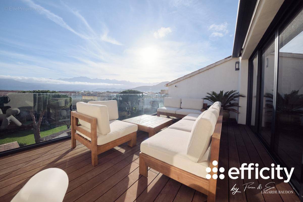 Appartement à CALVI