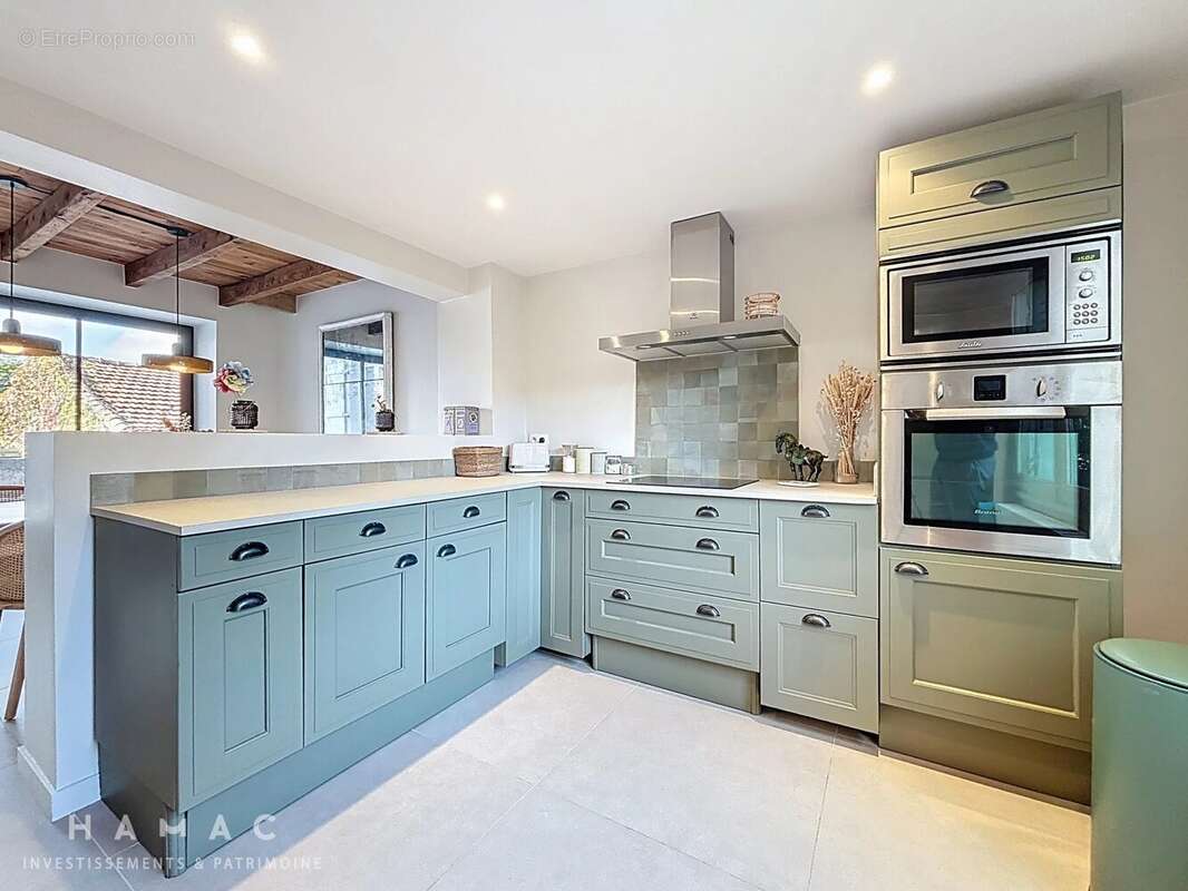 Maison à SAINTE-FOY-LES-LYON