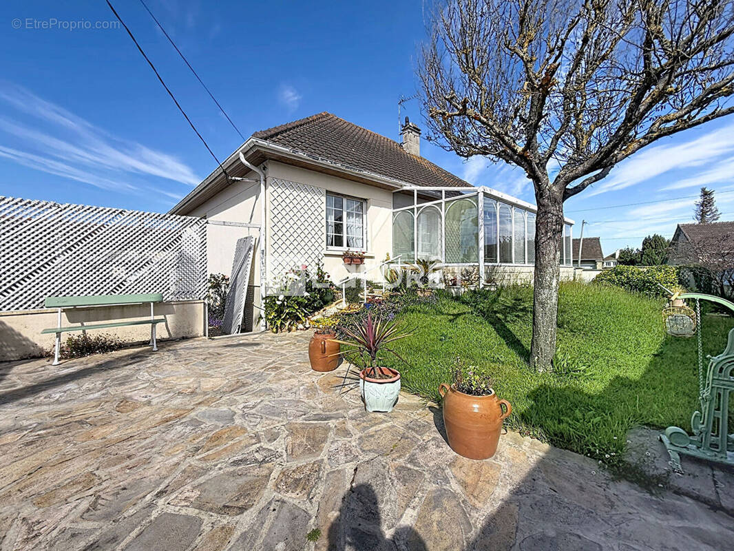 Maison à LION-SUR-MER