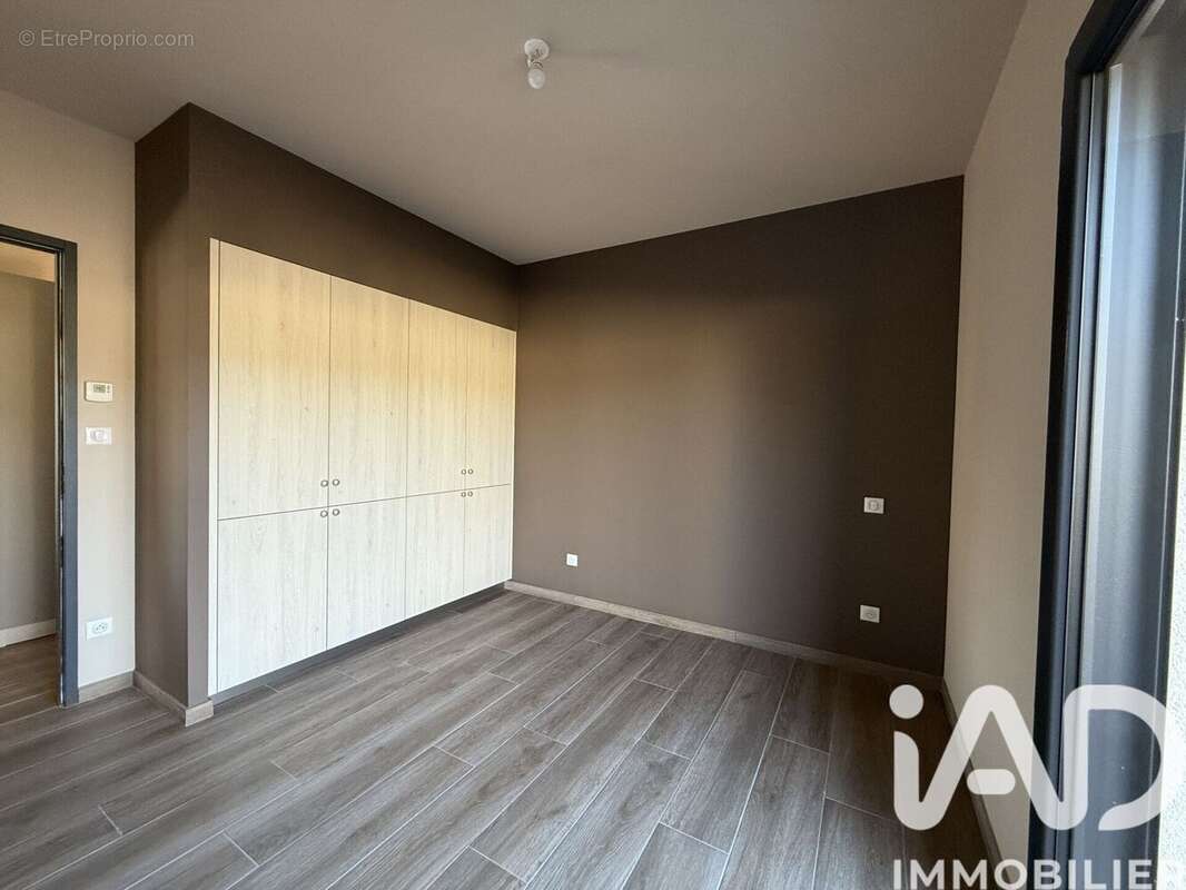 Maison 115 m² à Saint-Pierre-Eynac  - photo 6