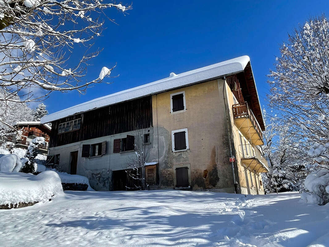 Appartement à FLUMET
