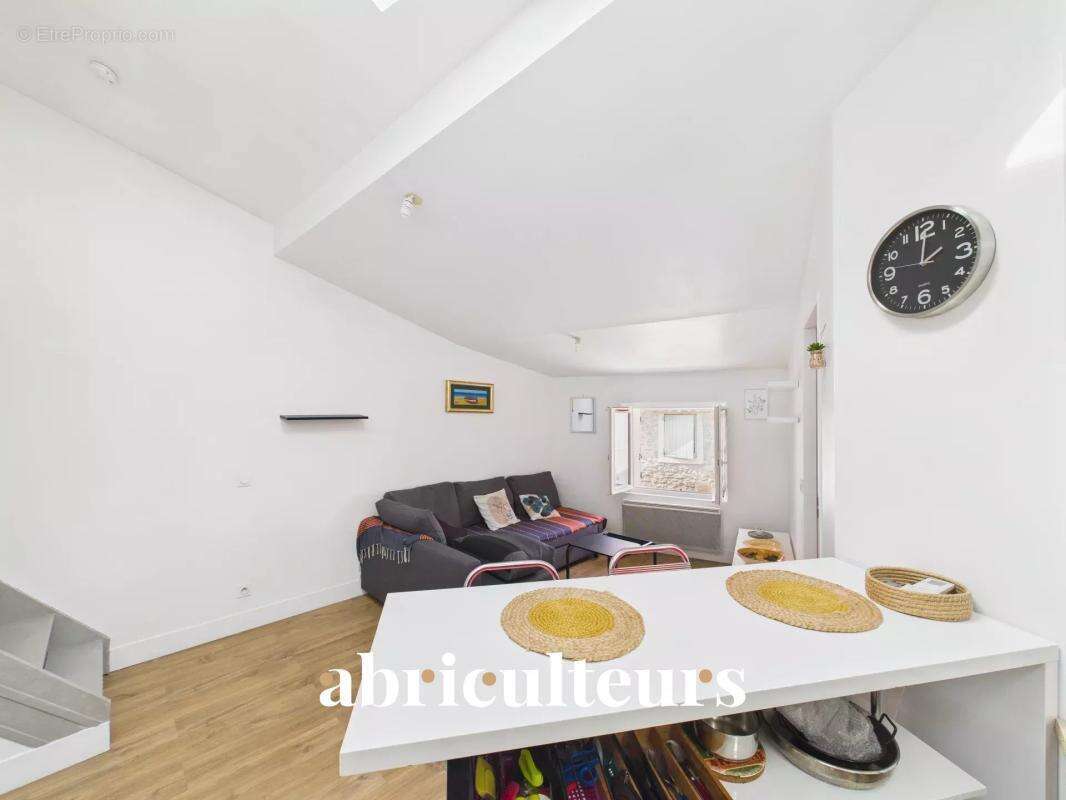 Appartement à LAMBESC