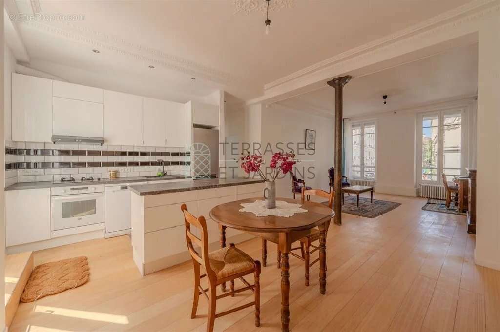 Appartement à SAINT-DENIS