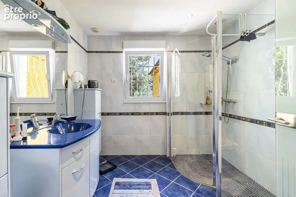 Dans l’arrière-pays varois, au cœur de la Provence Verte/MAISON PLEIN PIED/PISCINE/4200 m2 TERRAIN/ CALME/ SANS VIS A VIS/GARAGE - photo 11