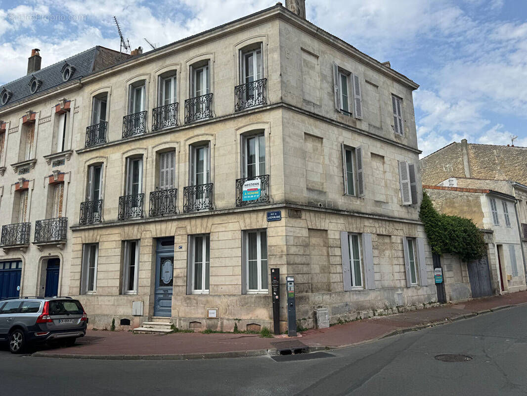 Maison à ROCHEFORT
