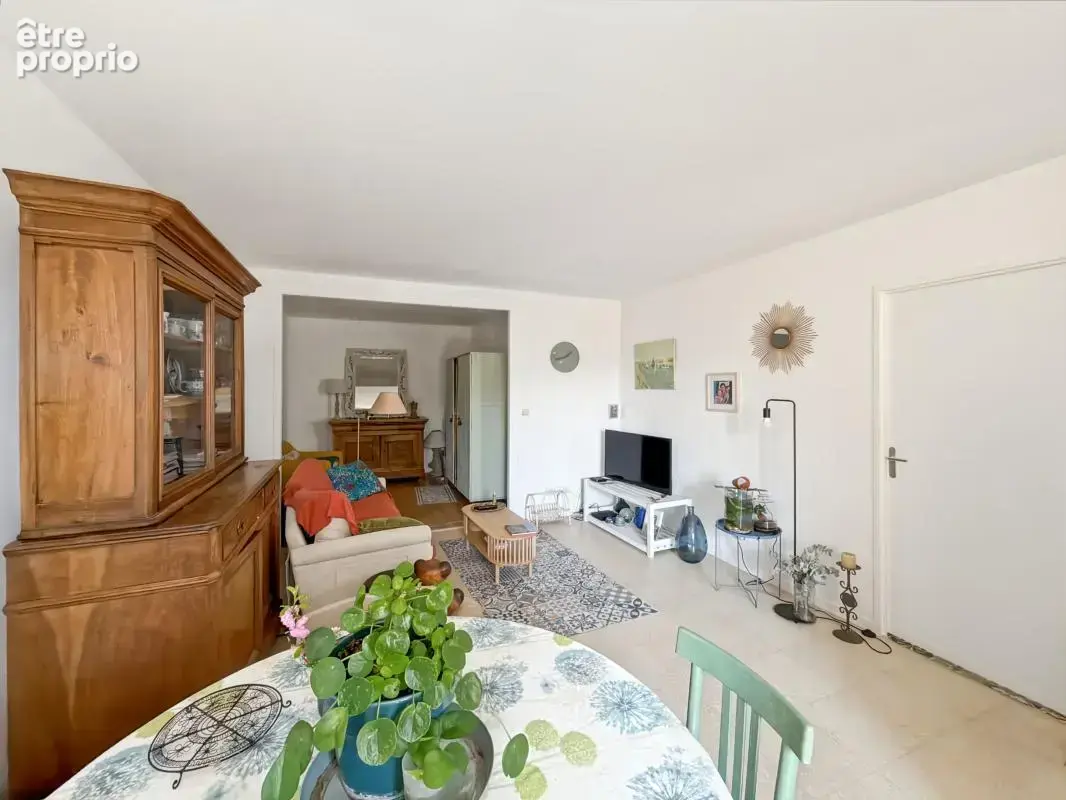 Appartement à vendre T2 situé en rez-de-jardin de 50 m² avec Jardin Privatif & Garage + climatisation - photo 7