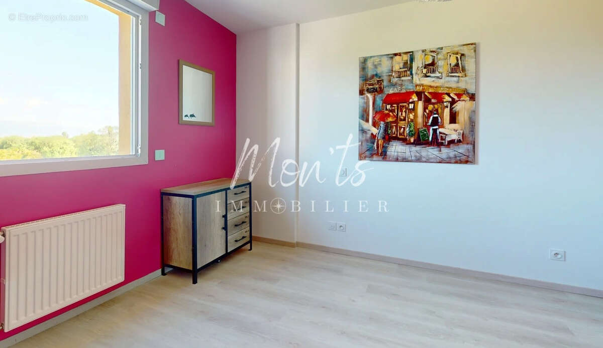 Appartement à VIRY