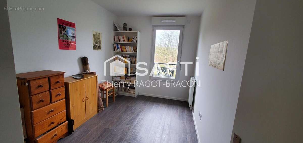 Photo 6 - Appartement à JOUY-LE-MOUTIER