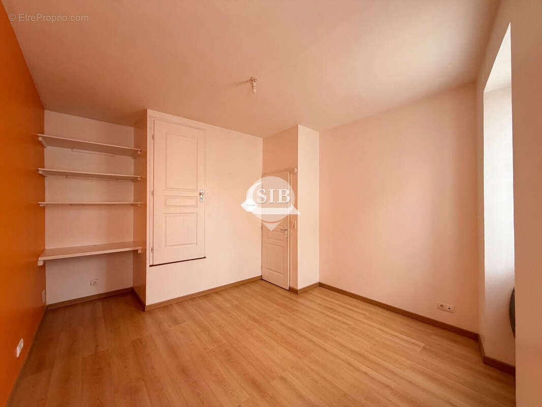 Appartement à LA VILLE-DU-BOIS