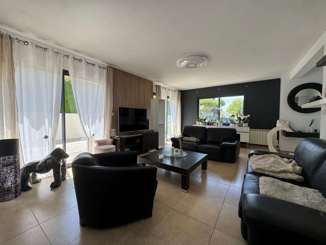 Maison familiale avec piscine à Ploneis - photo 4