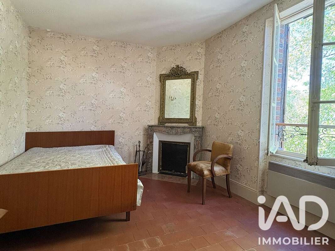 Maison 92 m² à Saint-Martin-Des-Champs  - photo 8