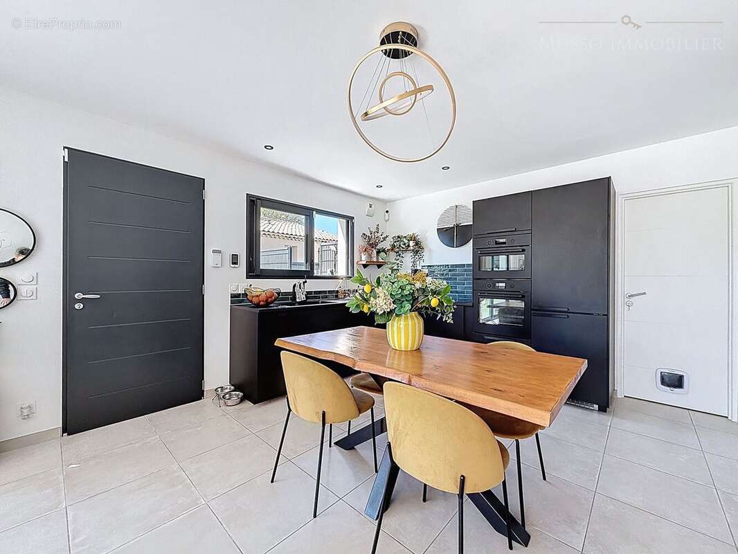 Maison à MARSEILLE-11E