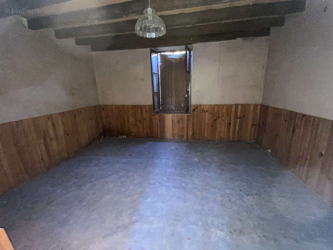 Maison à SAINT-BENIN-D&#039;AZY