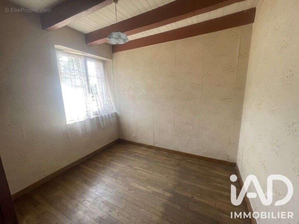 Maison 69 m² à Saint-Vran  - photo 5