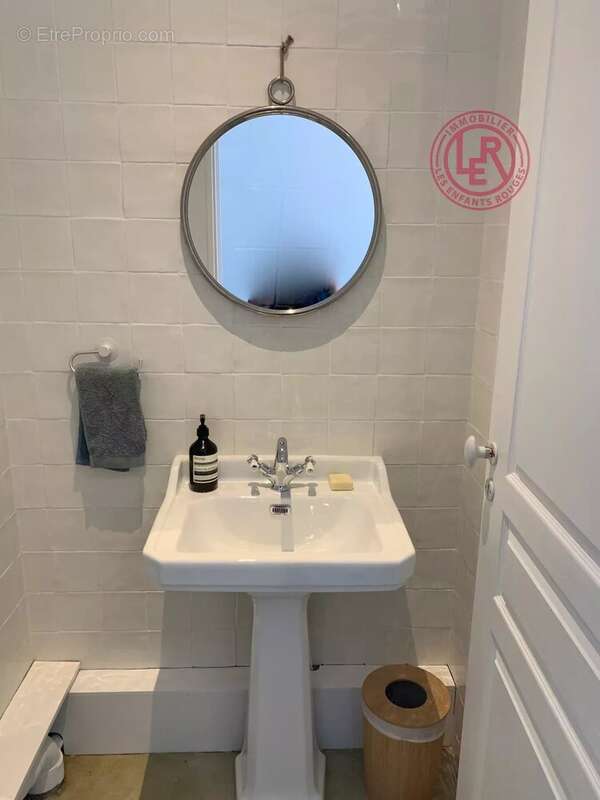 Appartement à PARIS-10E