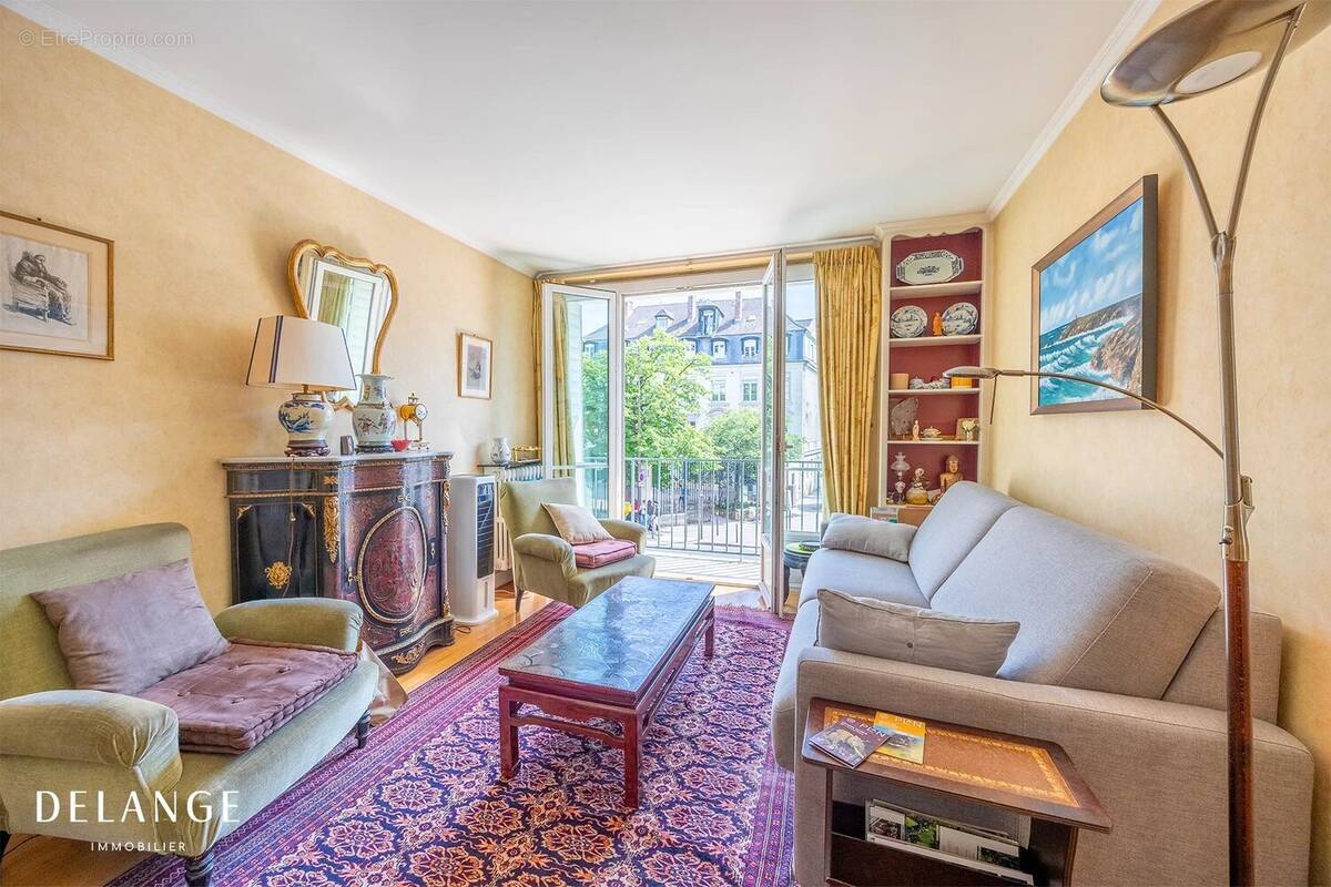 Appartement à PARIS-5E