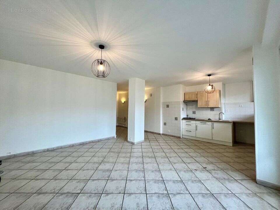 5 min du tram centre ville  - Appartement à ANNEMASSE