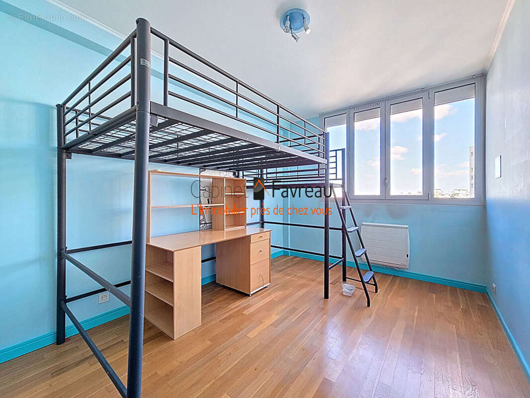 Appartement à FRESNES