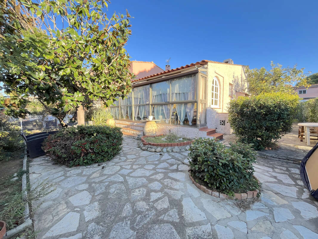 Maison à SIX-FOURS-LES-PLAGES