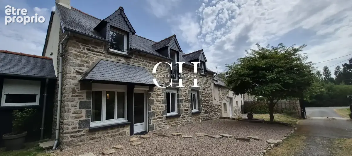 Maison à SAINT-VRAN