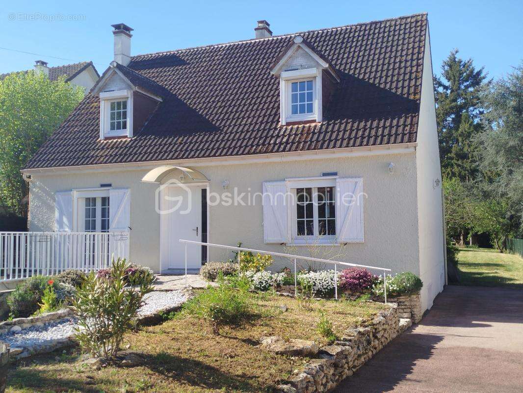 Maison à SOUPPES-SUR-LOING