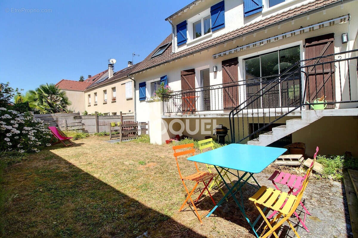 Maison Velizy Bas 6 pièces 165m² - photo 8