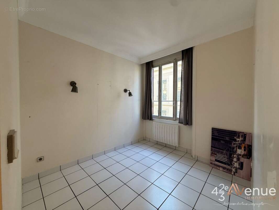 Appartement à SAINT-ETIENNE