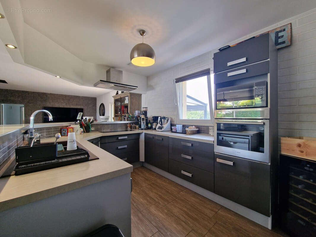 Maison à CHATEAUNEUF-SUR-CHARENTE