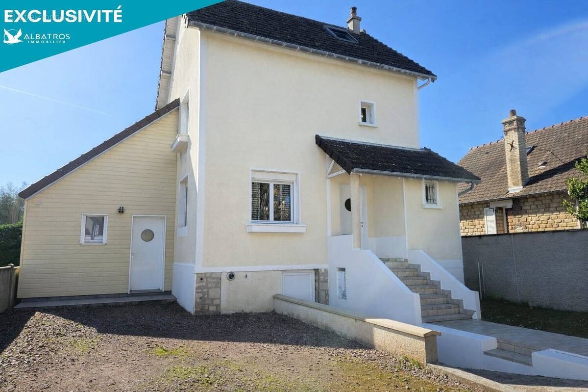 Maison à OUISTREHAM