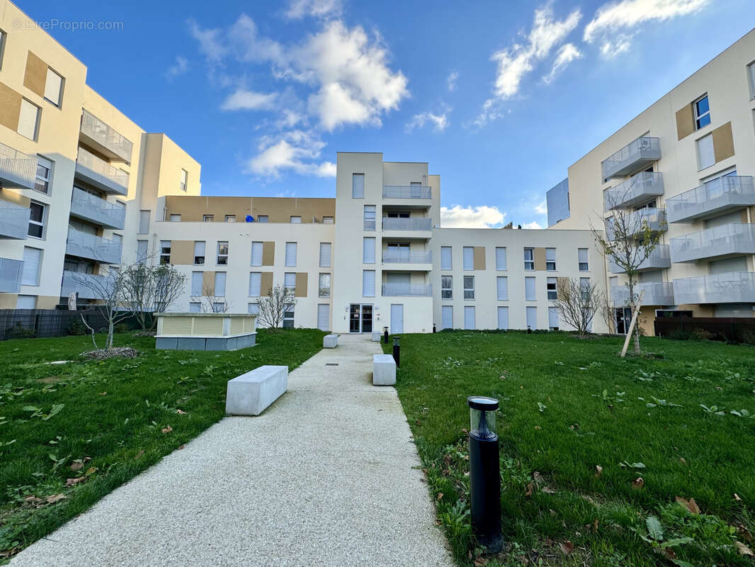 Appartement à BONNEUIL-SUR-MARNE