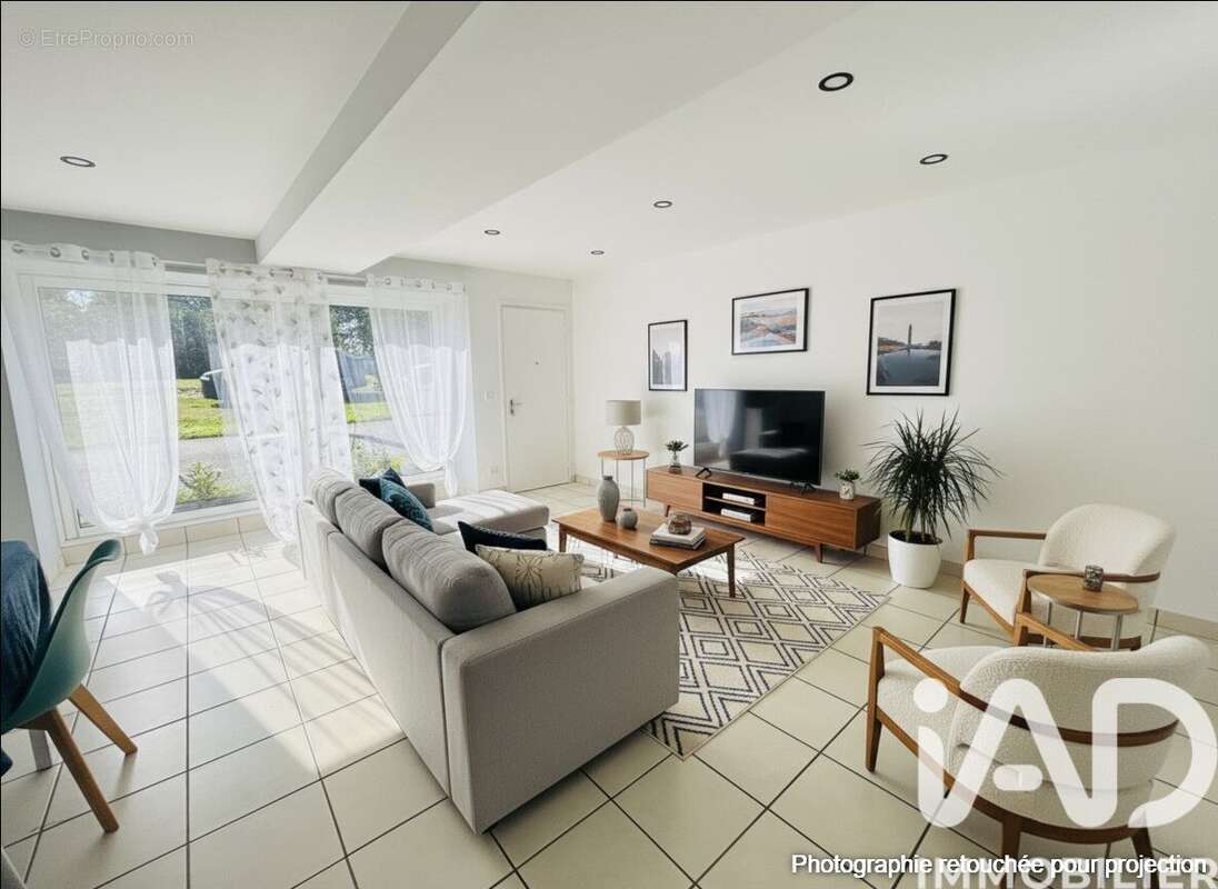 Photo 9 - Maison à ROUGE