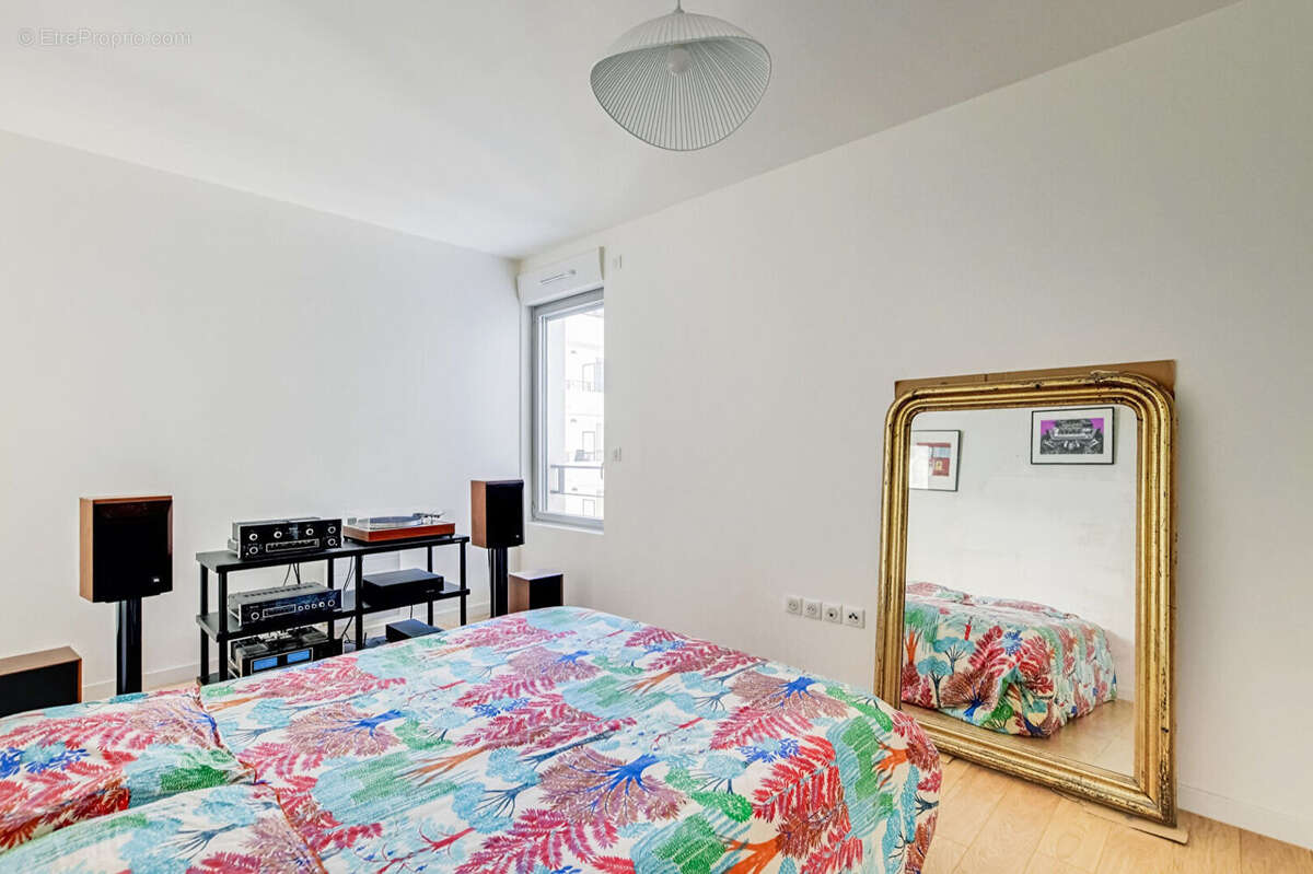 Appartement à PARIS-19E