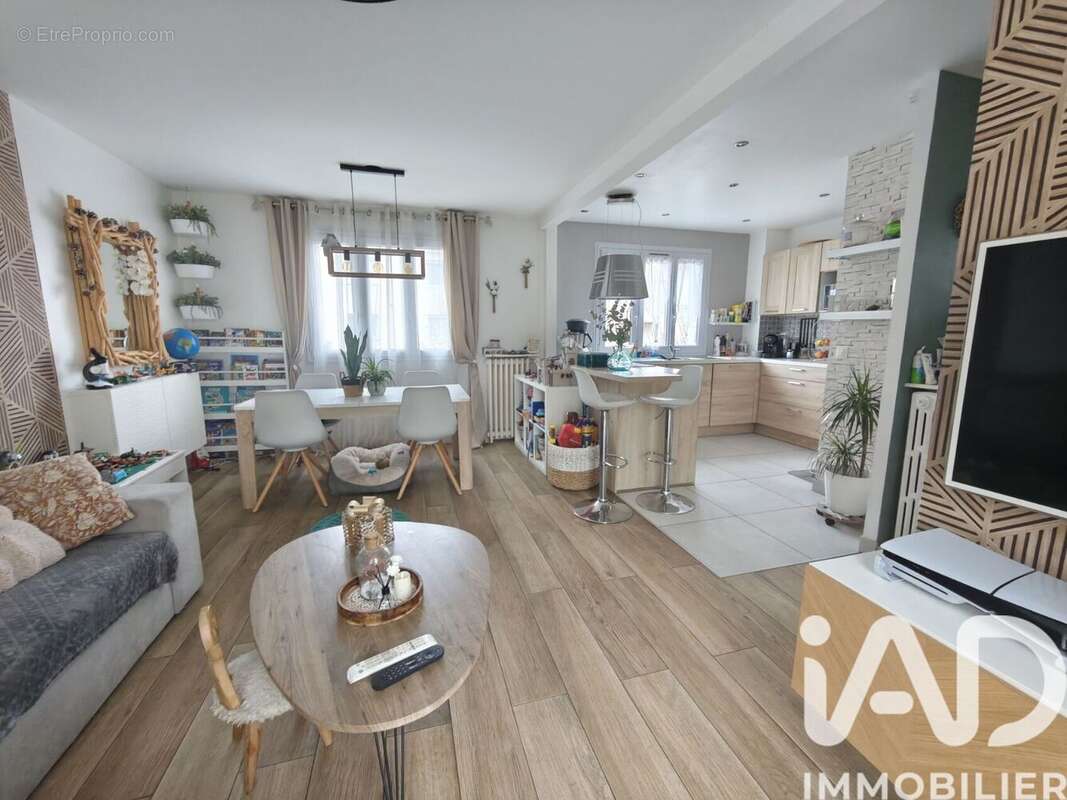 Photo 4 - Maison à CHENNEVIERES-SUR-MARNE