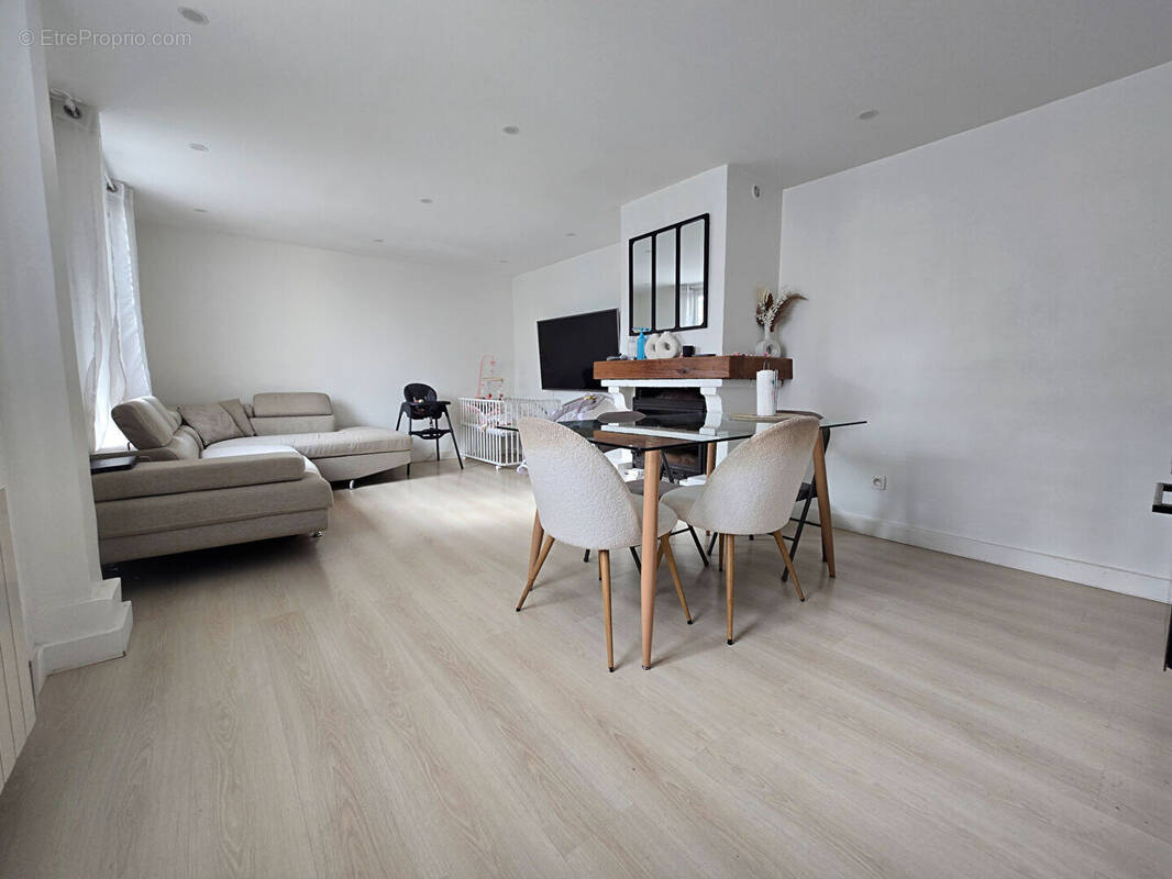 Maison à FONTENAY-SOUS-BOIS