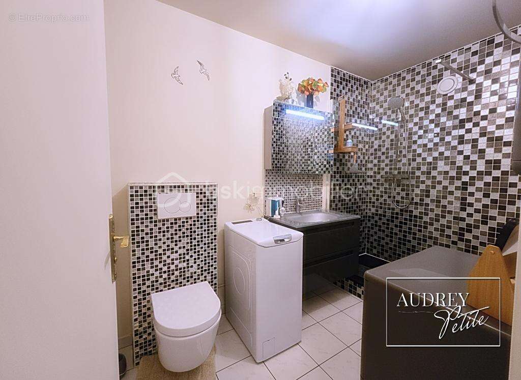 Appartement à AUBERVILLIERS