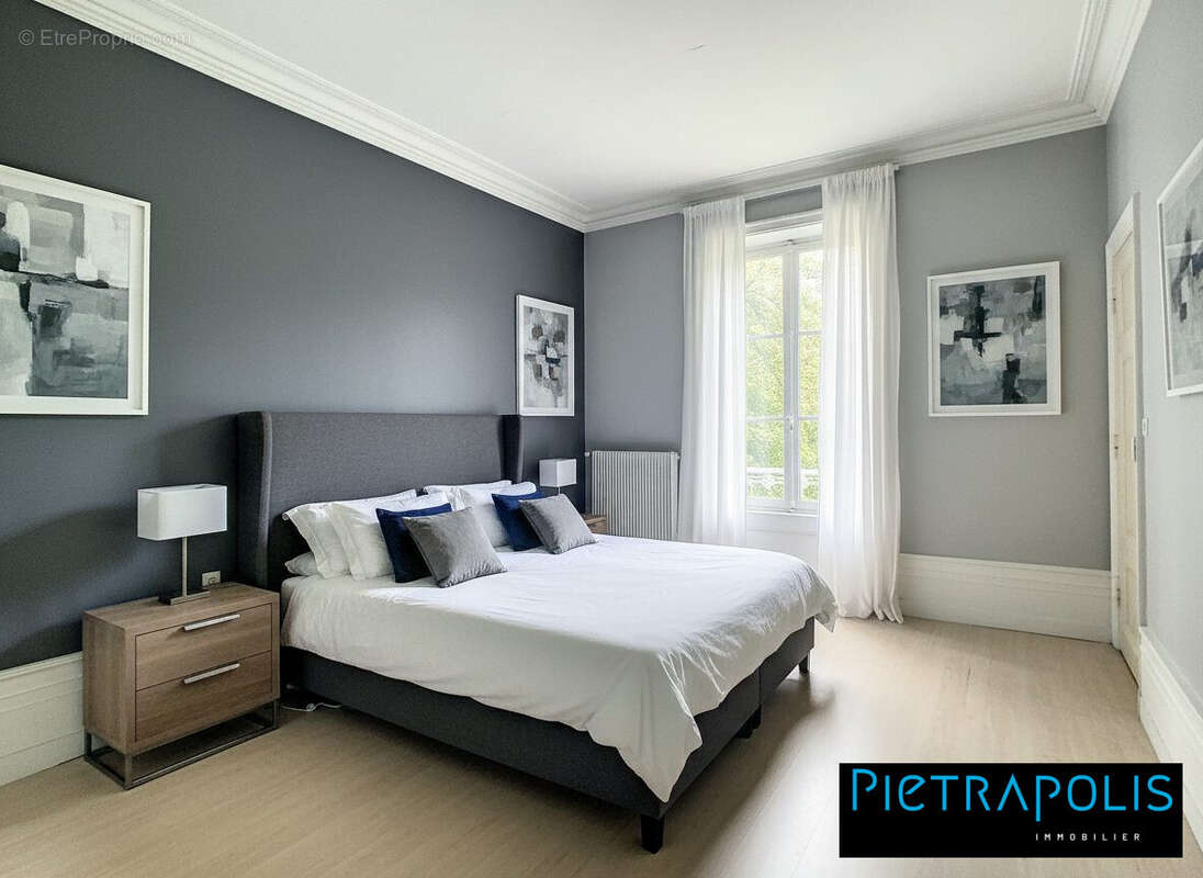 Appartement à SAINT-GEORGES-DE-RENEINS