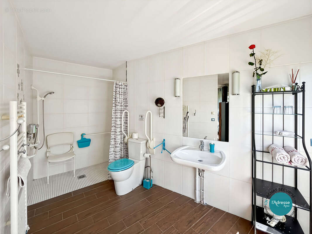 Maison à GUIGNEVILLE-SUR-ESSONNE