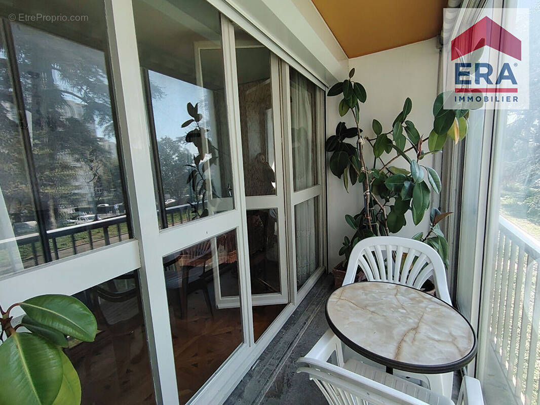 Appartement à MARSEILLE-14E